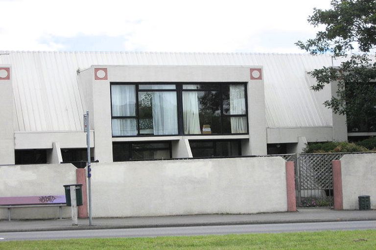 Photo of property in 1/117 Brougham Street, Addington, Christchurch, 8024