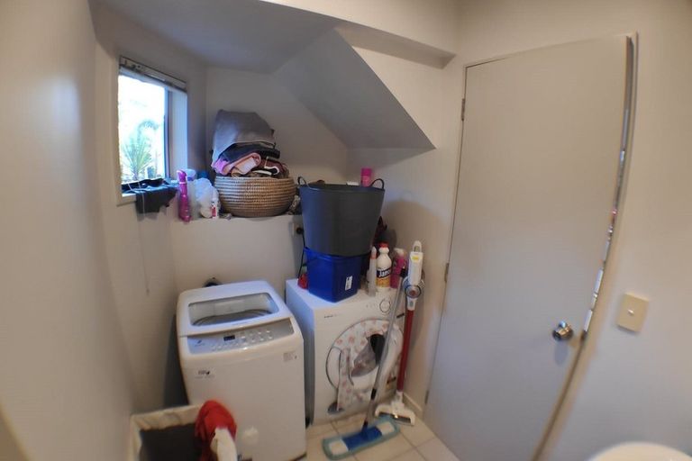 Photo of property in 1/206 Manuka Road, Bayview, Auckland, 0629