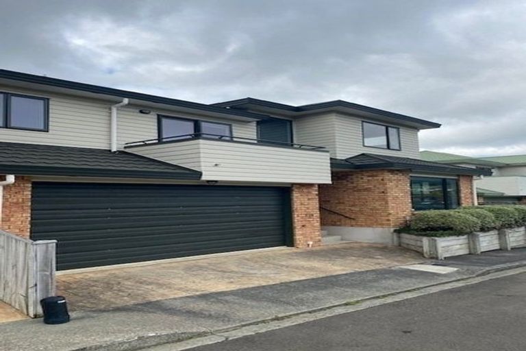 Photo of property in 3a Duncan Street, Tawa, Wellington, 5028
