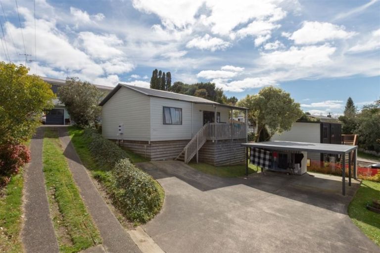 Photo of property in 14 Priscilla Crescent, Melville, Hamilton, 3206