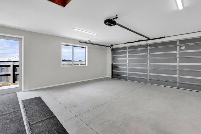 Photo of property in 9 Midsummer Avenue, Stratford, 4332