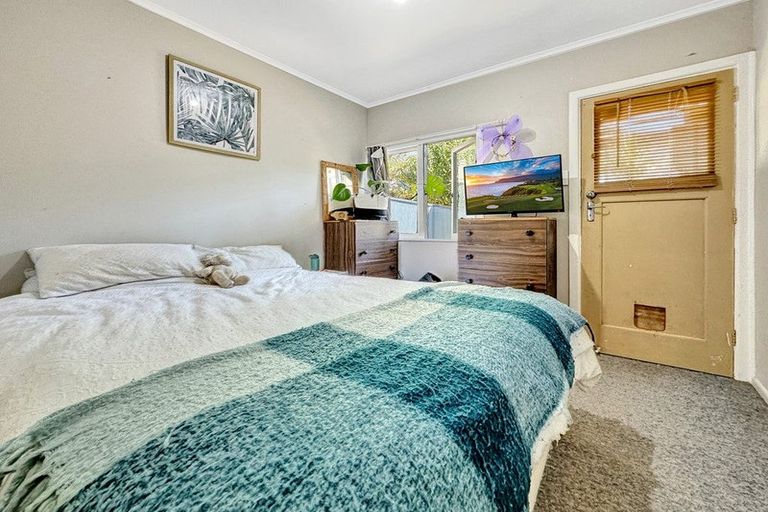 Photo of property in 124 Pohutukawa Avenue, Ohope, 3121