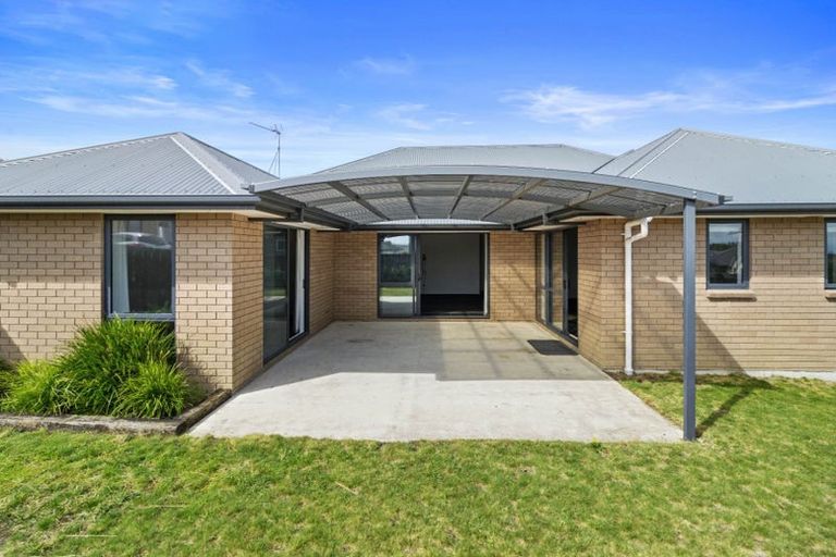 Photo of property in 30 Keston Crescent, Flagstaff, Hamilton, 3210