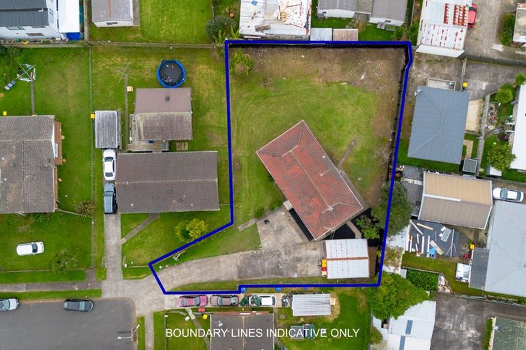 Photo of property in 15 Penderford Place, Mangere East, Auckland, 2024