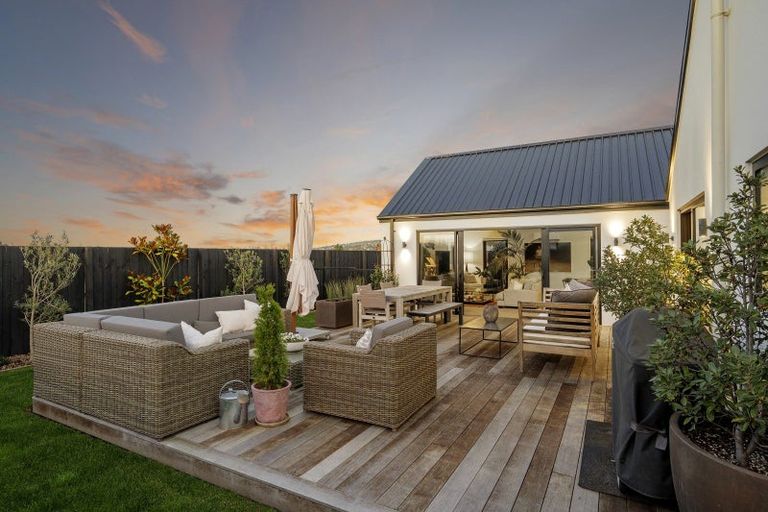 Photo of property in 12 Dalness Crescent, Halswell, Christchurch, 8025