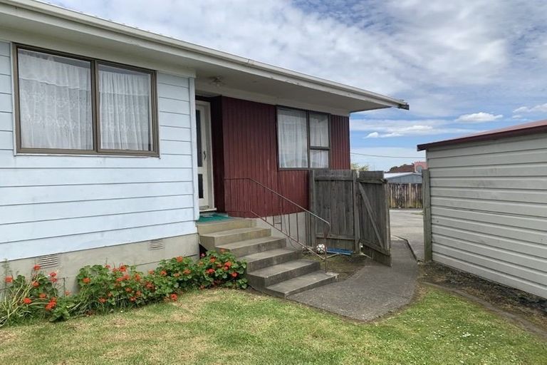 Photo of property in 18 Sidey Avenue, Clover Park, Auckland, 2019