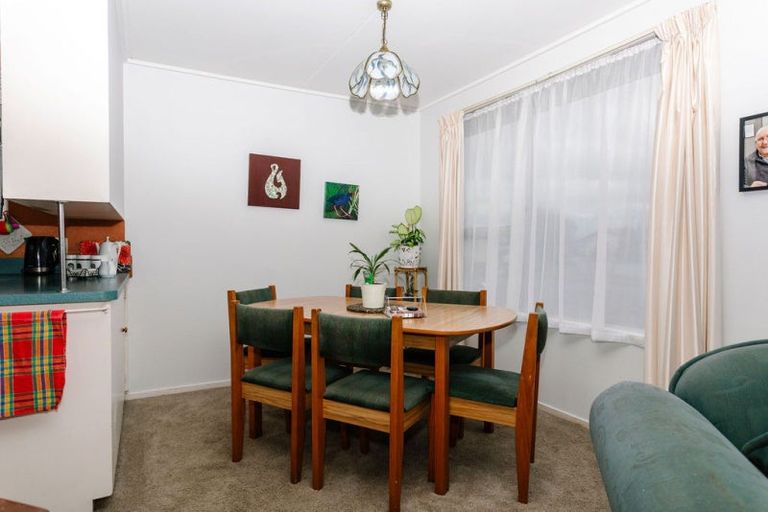 Photo of property in 13 Runciman Place, Dannevirke, 4930