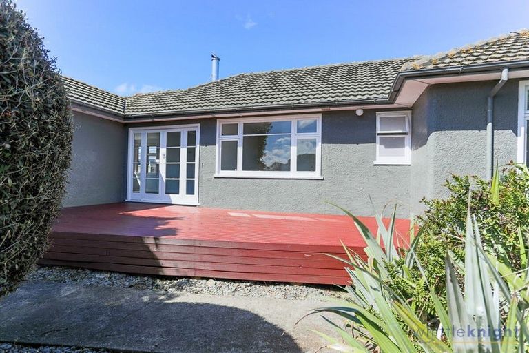 Photo of property in 32 Vagues Road, Northcote, Christchurch, 8052