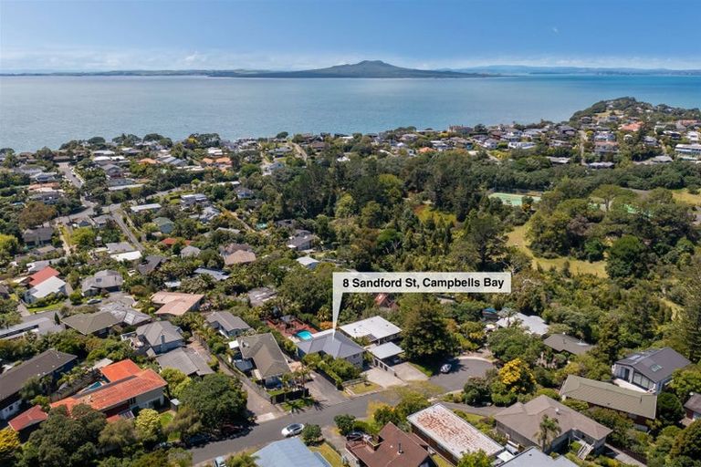 Photo of property in 8 Sandford Street, Campbells Bay, Auckland, 0630