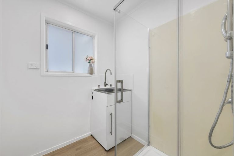 Photo of property in 5 Astor Place, Manurewa, Auckland, 2102