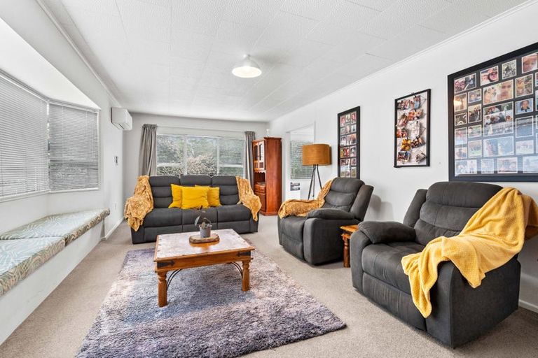 Photo of property in 12-14 Cork Street, Martinborough, 5711