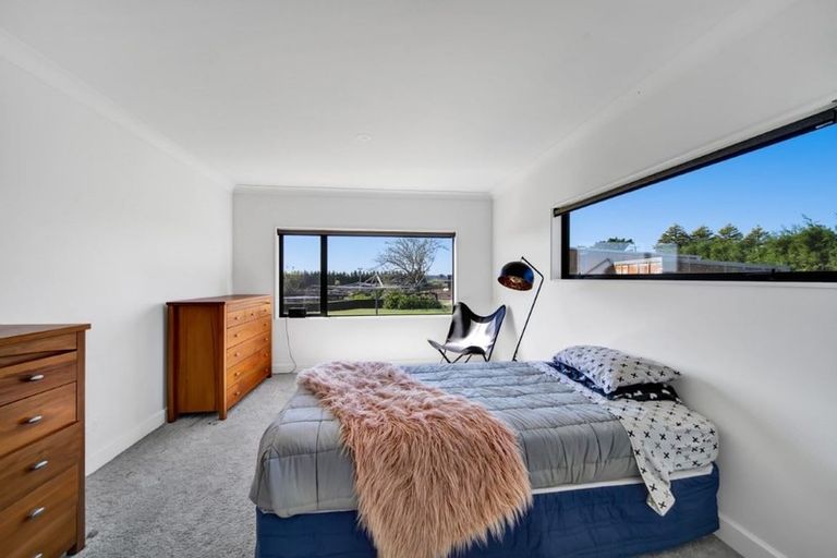 Photo of property in 43 Pennington Road, Brixton, Waitara, 4382