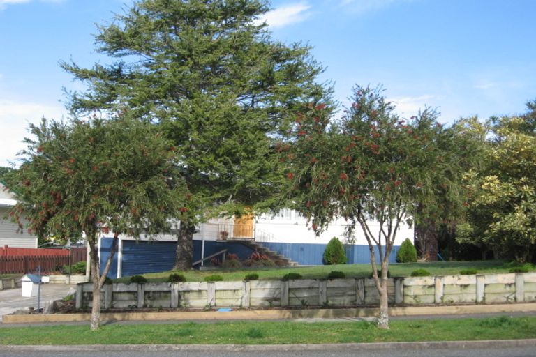 Photo of property in 13 Winston Street, Tikipunga, Whangarei, 0112