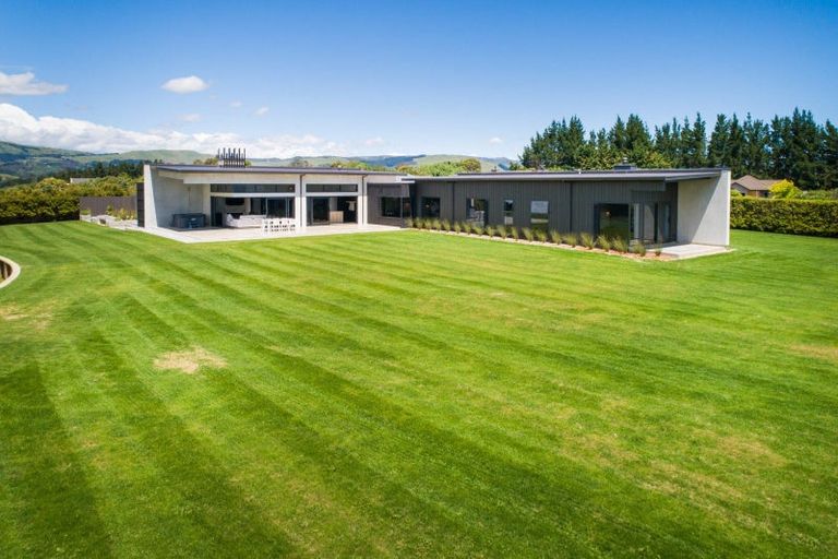 Photo of property in 50 Branksome Place, Aokautere, Palmerston North, 4471