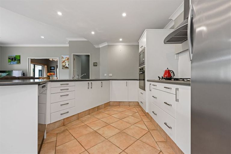 Photo of property in 17 Millthorpe Crescent, Pukete, Hamilton, 3200