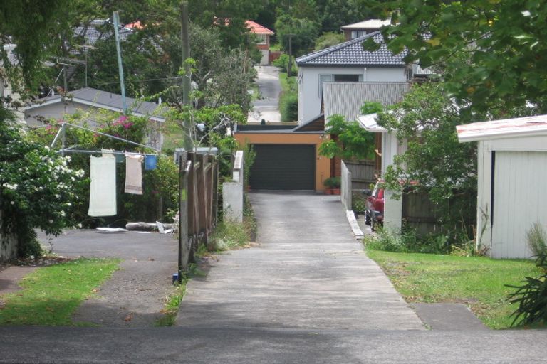 Photo of property in 1/11 Corunna Road, Milford, Auckland, 0620