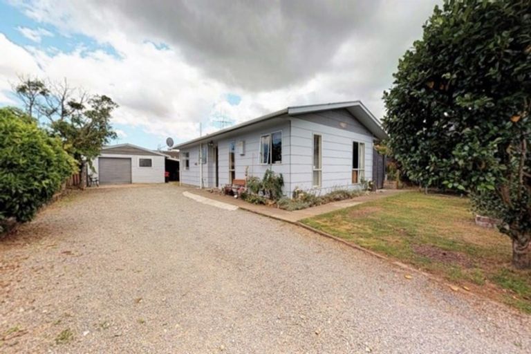 Photo of property in 13 Morgan Crescent, Levin, 5510