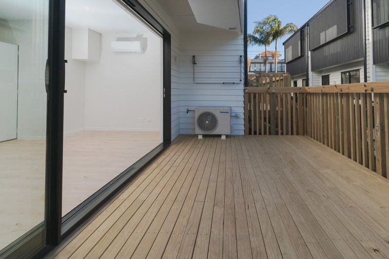 Photo of property in 3/56 Salisbury Road, Birkdale, Auckland, 0626