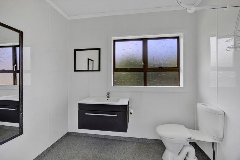 Photo of property in 3 Hickey Place, Opunake, 4616