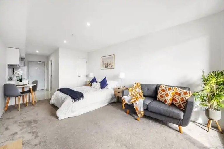 Photo of property in 107/8 Gray Avenue, Mangere East, Auckland, 2024