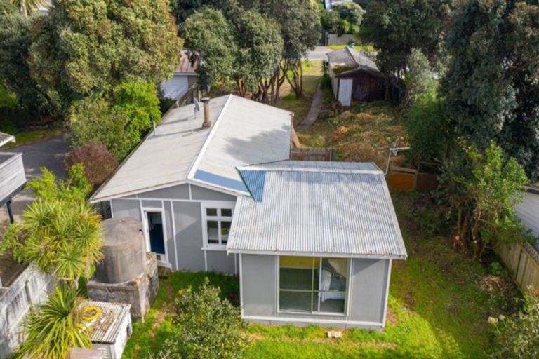 Photo of property in 87 The Esplanade, Raumati South, Paraparaumu, 5032