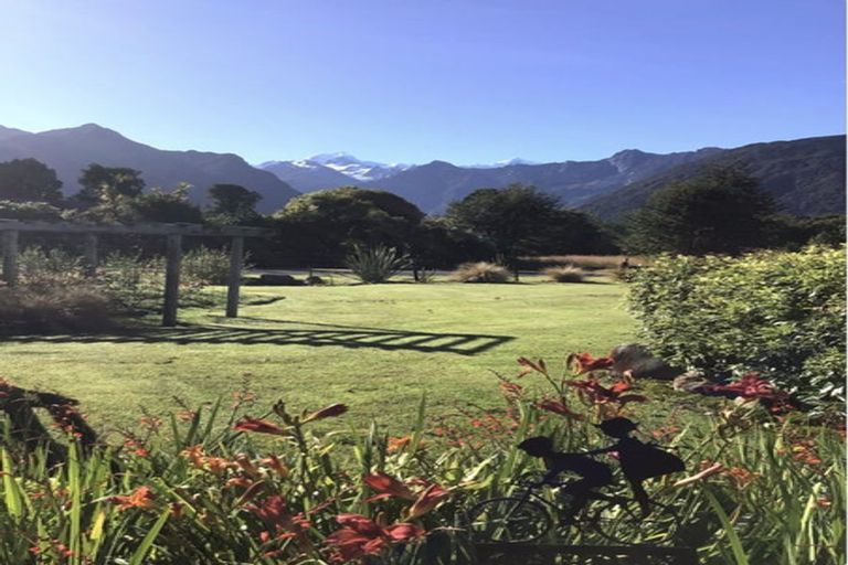 Photo of property in 2 Williams Drive, Fox Glacier, 7886