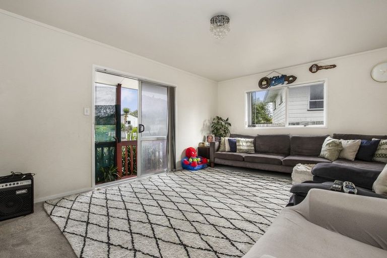 Photo of property in 13 Ravenna Way, Clover Park, Auckland, 2023