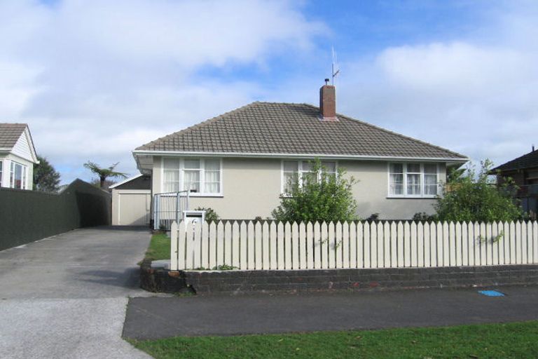 Photo of property in 6 Upham Terrace, Roslyn, Palmerston North, 4414