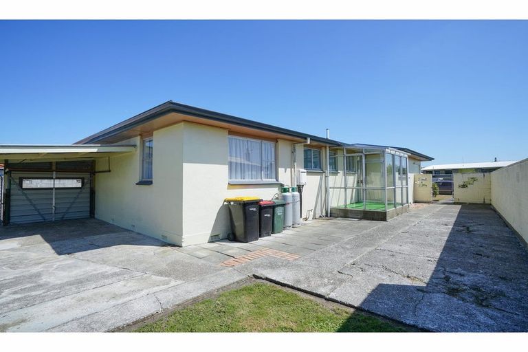 Photo of property in 19 Kelso Place, Strathern, Invercargill, 9812