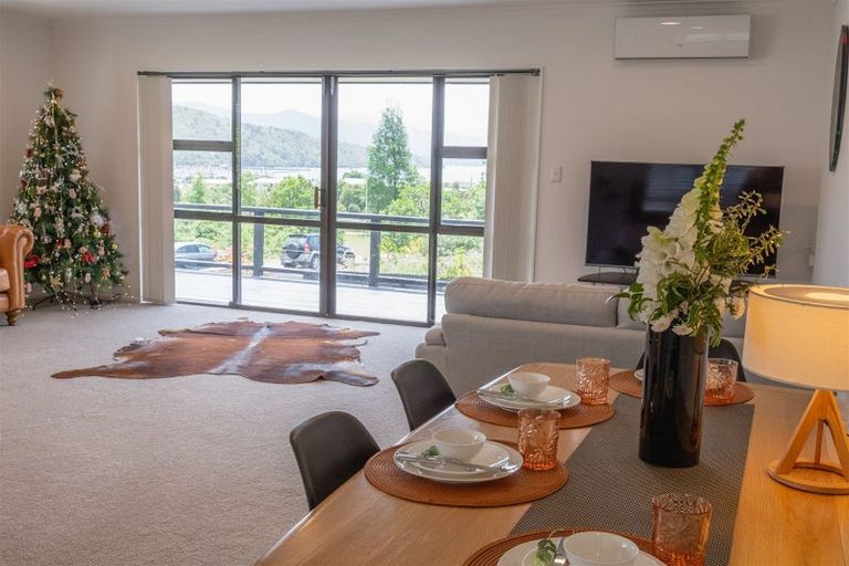 Photo of property in 108 Moana View Road, Waikawa, Picton, 7220