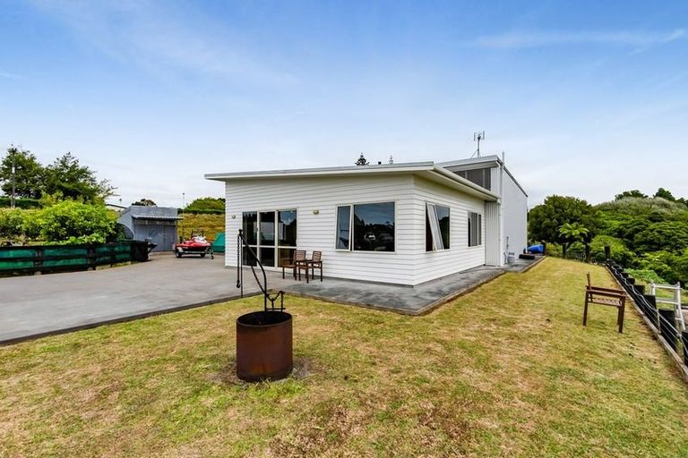Photo of property in 242 Henwood Road, Paraite, New Plymouth, 4372