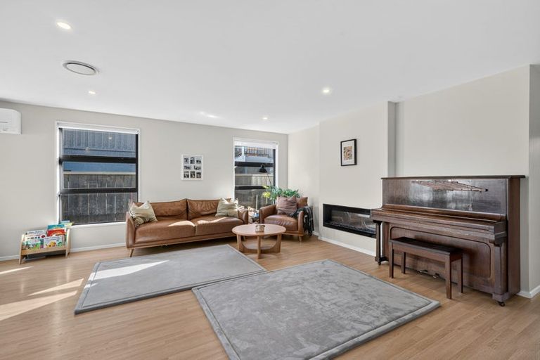 Photo of property in 79 Bannister Street, Jacks Point, Queenstown, 9371