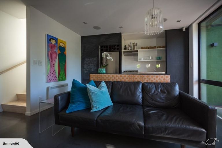 Photo of property in 44 Mcmillan Road, Arthurs Point, Queenstown, 9371