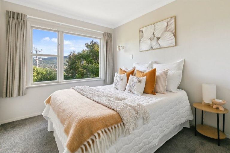 Photo of property in 9 Allen Terrace, Tawa, Wellington, 5028