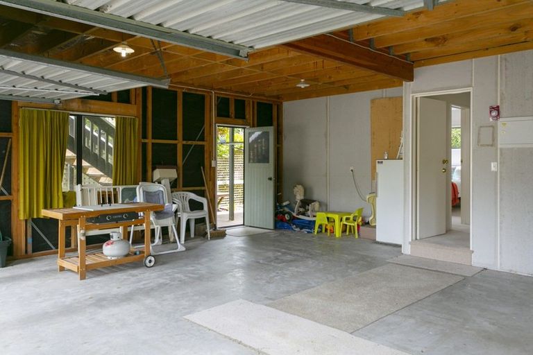 Photo of property in 2/6 Kowhai Road, Rainbow Point, Taupo, 3330