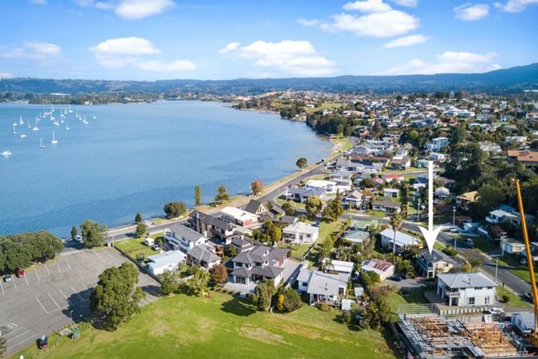 Photo of property in 14 Harbour View Road, Omokoroa, 3114