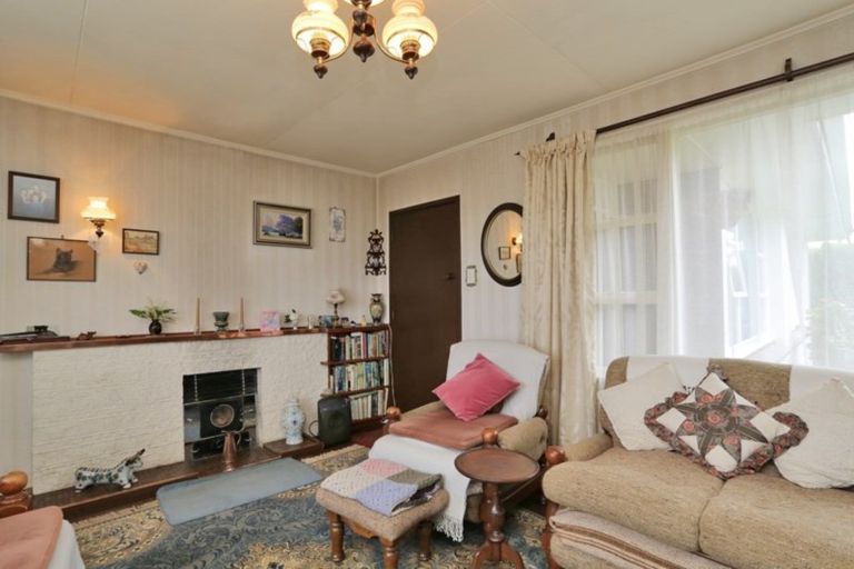 Photo of property in 112 Stobo Street, Grasmere, Invercargill, 9810