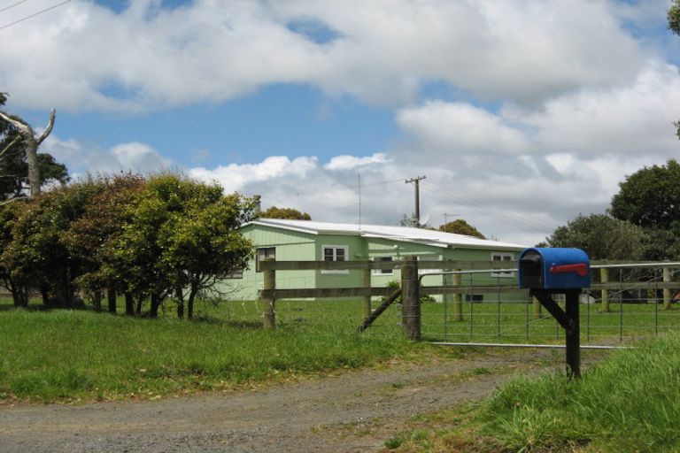 Photo of property in 133 Hanham Road, Kumeu, 0891
