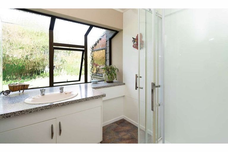 Photo of property in 11 Kendall Road, Kerikeri, 0230