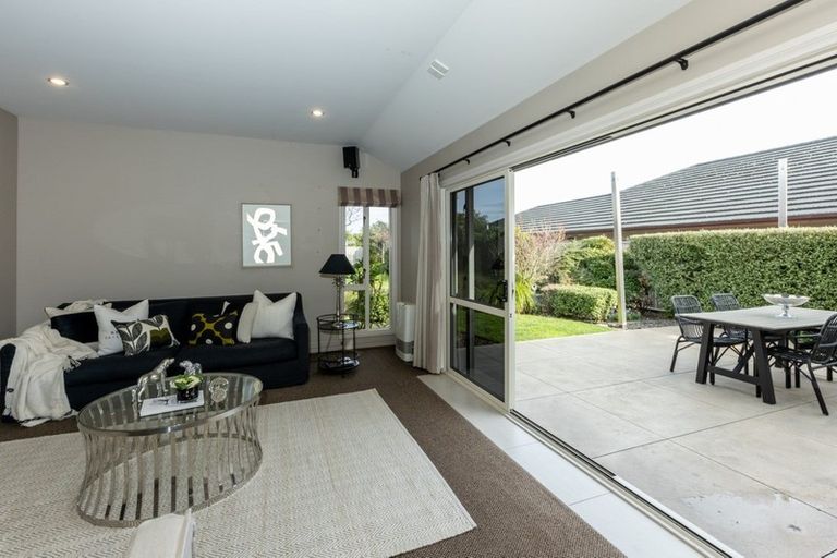 Photo of property in 35 Brooklands Drive, Havelock North, 4130