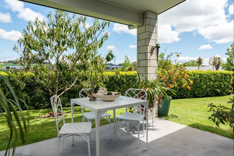 Photo of property in 9 Ellesmere Close, Pyes Pa, Tauranga, 3112