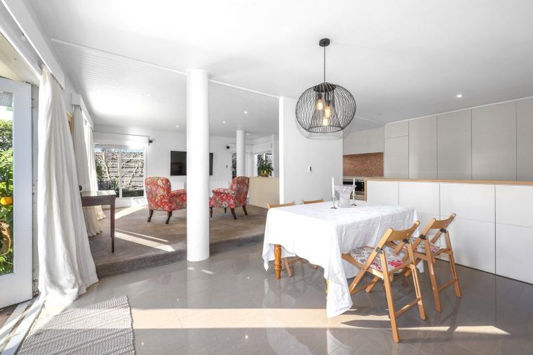 Photo of property in 1/127 Fendalton Road, Fendalton, Christchurch, 8014