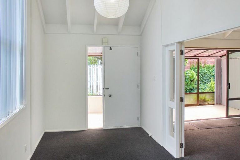 Photo of property in 346a Memorial Avenue, Burnside, Christchurch, 8053
