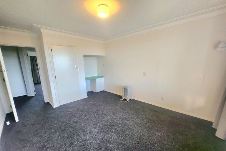 Photo of property in 27 Newcastle Street, Hampden, 9410