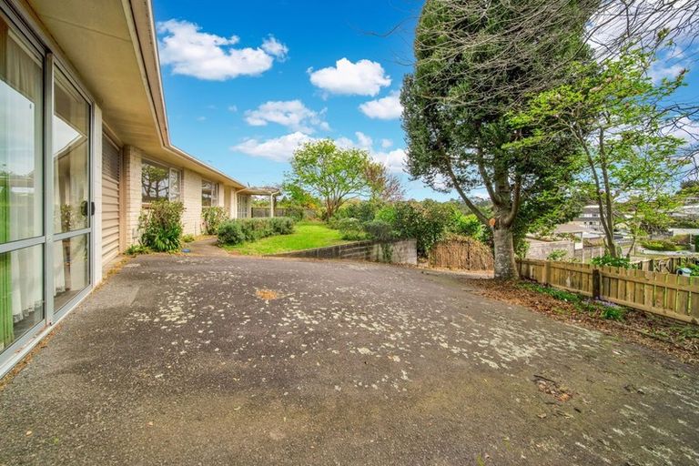Photo of property in 43a Cumberland Street, Merrilands, New Plymouth, 4312