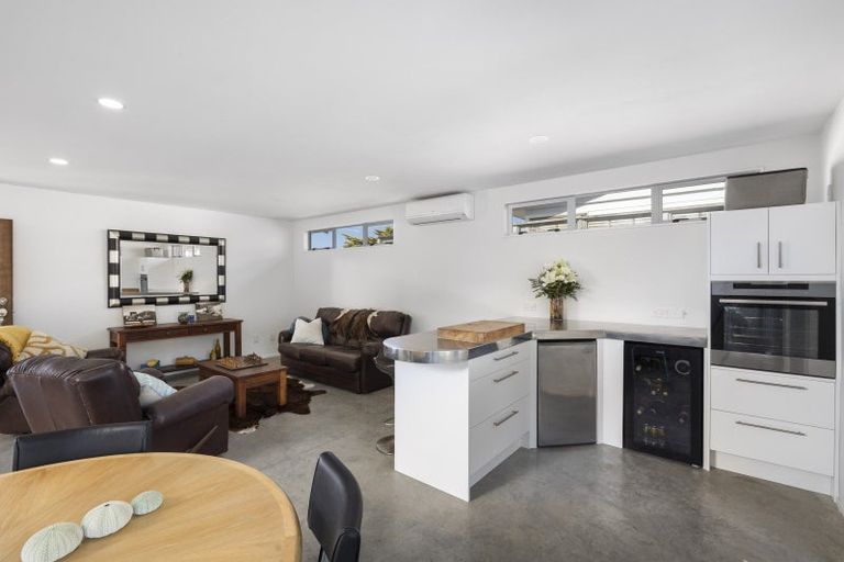 Photo of property in 8 Tamarisk Drive, Riversdale Beach, Masterton, 5872