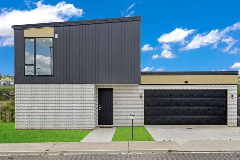 Photo of property in 21 Waikaha Street, Pokeno, 2472