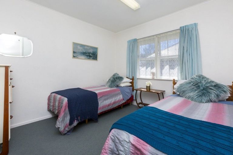 Photo of property in 11 York Avenue, Heretaunga, Upper Hutt, 5018