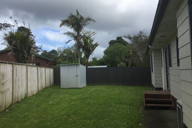 Photo of property in 162c Henderson Valley Road, Henderson, Auckland, 0612