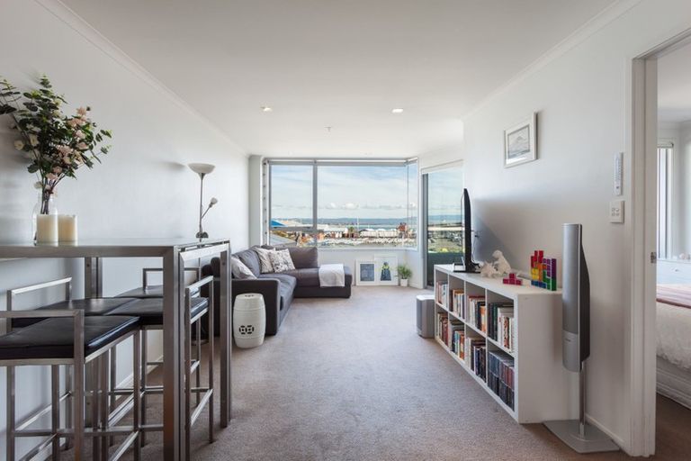 Photo of property in Algarve Apartments, 313/332 Maunganui Road, Mount Maunganui, 3116